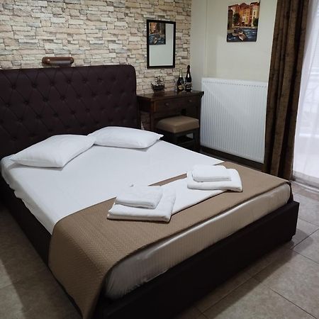Paralía Hotel Villa Pigasos מראה חיצוני תמונה