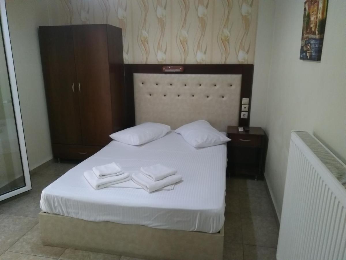 Paralía Hotel Villa Pigasos מראה חיצוני תמונה