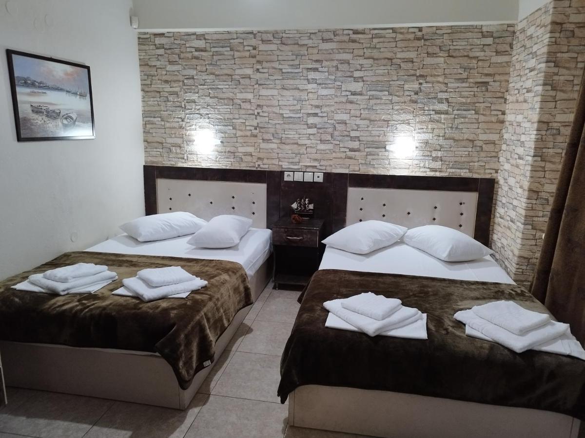 Paralía Hotel Villa Pigasos מראה חיצוני תמונה
