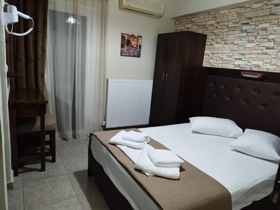Paralía Hotel Villa Pigasos מראה חיצוני תמונה