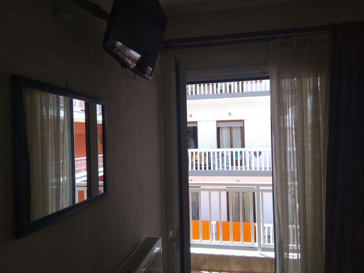 Paralía Hotel Villa Pigasos מראה חיצוני תמונה